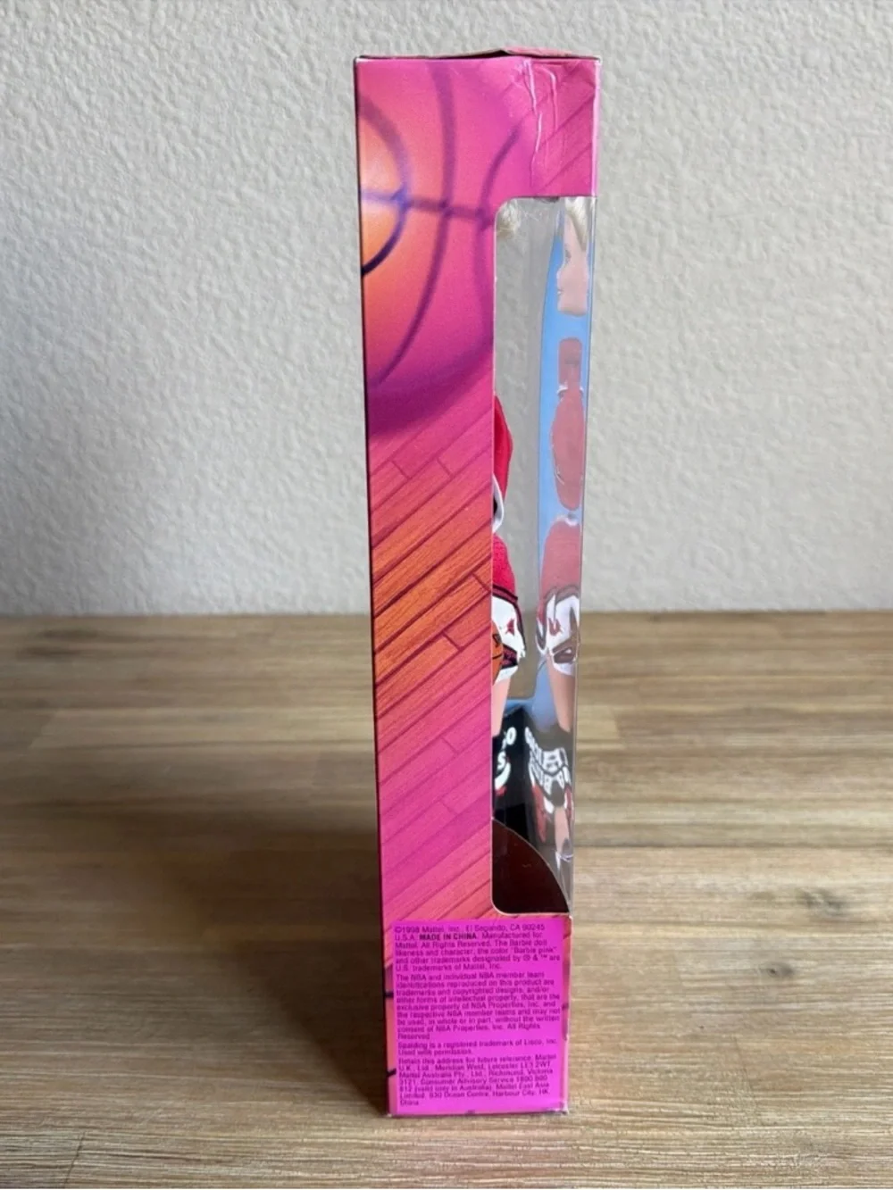 Mattel Barbie Doll NBA Chicago Bulls #20692 1998 Jordan Era Basketball Team NRFB